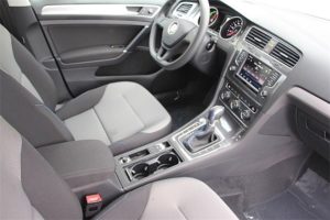 VW Golf Aut - Image 3